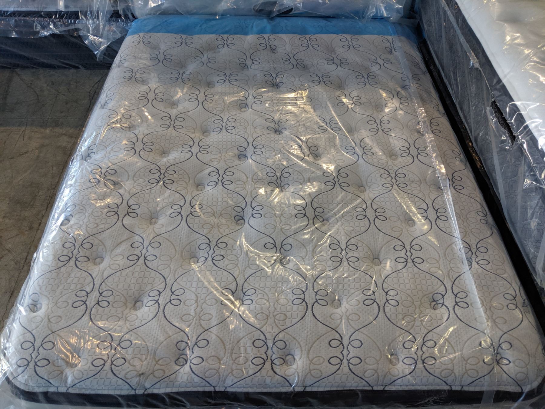 33494209_1.jpg?v=8D6E6B8BDE86980