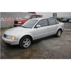 2000 VOLKSWAGEN PASAT, SILVER, VIN#WVWCD23B3YP170169, 276648 KMS, RD,PW,PS,AW,PL,TW,SR,CR,HS,