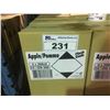 Image 2 : 2 BOXES 6 X 500ML FLASH DASH APPLE AUTOMOTIVE DASHBOARD CLEANER
