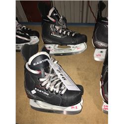 2 PAIR OF EASTON EQ50 HOCKEY SKATES: SIZE 13.9 / 11.2