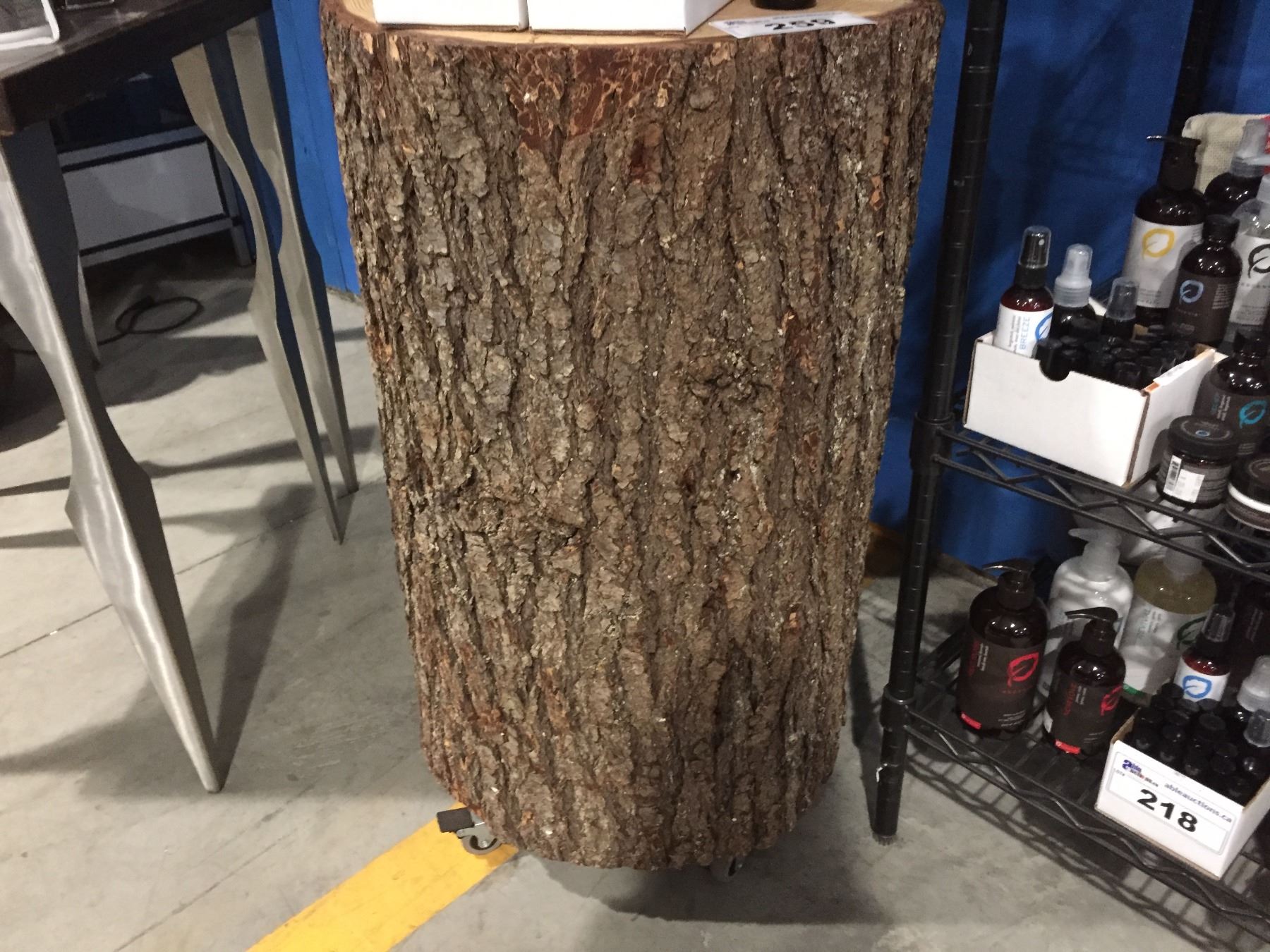 LARGE ROLLING LOG DISPLAY - APPROX 3' TALL