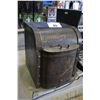 Image 2 : ANTIQUE METAL GUNPOWDER BOX