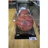Image 2 : SIGNED EARVIN "MAGIC" JOHNSON LA LAKERS BASKETBALL