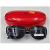 Image 2 : PAIR OF ELIZABETH ARDEN SUNGLASSES WITH CASE