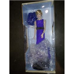 THE FRANKLIN MINT DIANA PRINCESS OF WALES PORCELAIN PORTRAIT DOLL