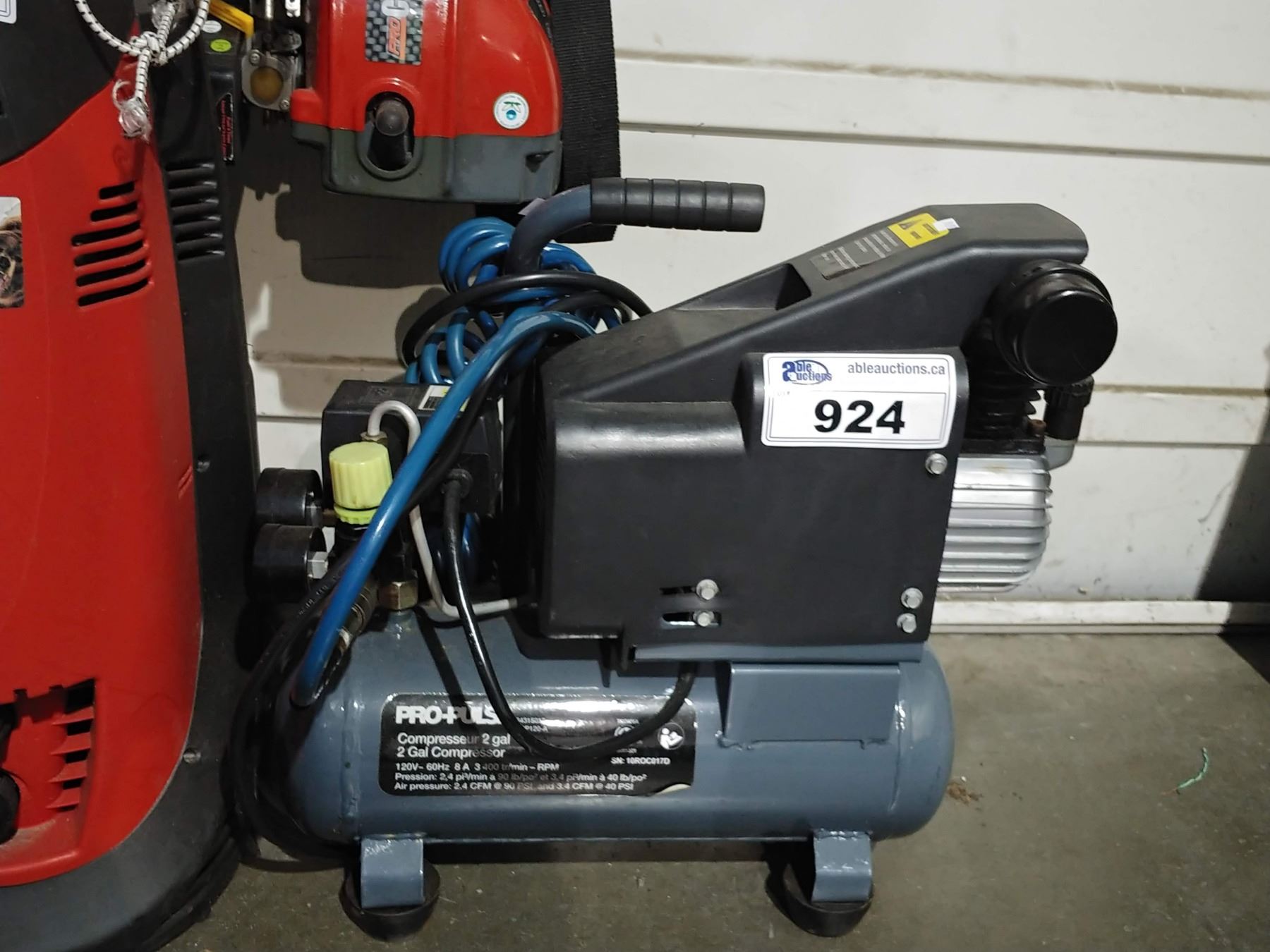 PRO-PULSE 2 GALLON COMPRESSOR