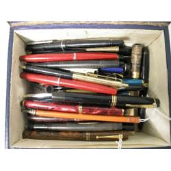 An Onoto Magna fountain pen, with barleycorn finish and a large collection of various pens and penci