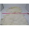 Image 2 : 2 JUMBO RABBIT PELTS (WHITE)