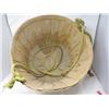 Image 2 : BUSHEL BASKET (WOODEN) *ON ROPE*