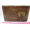 Image 1 : ELECTRIC RADIO (T EATON CO. VIKING) *WOOD CABINET*