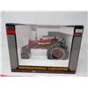 Image 1 : TOY TRACTOR (INTERNATIONAL FARMALL) #350 MODEL