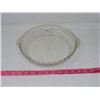 Image 1 : PIE PLATE (PYREX) *FLUTED*