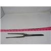Image 7 : ANTIQUE HAIR CURLER