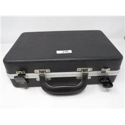 HARD SIDE PISTOL CASE (DOSKOCIL)