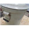 Image 4 : CROCK (MEDALTA) *10 GAL* (NO CRACKS) *W/LID, HANDLES ARE ORIGINAL*