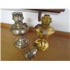 Image 1 : 2 ALLADIN LAMPS & BURNER