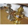 Image 3 : 2 ALLADIN LAMPS & BURNER