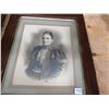 Image 2 : LOT OF 2 PHOTOS IN FRAME (19.5X23 FRAME 12X14 INCH PHOTOS) *VERY OLD*