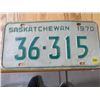 Image 2 : LOT OF 10 ASSORTED SASKATCHEWAN LICENCE PLATES (1970-1976)