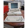 Image 5 : VINTAGE DOS LAPTOP (COMPACT 2680) *1983* (WORKS)