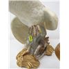 Image 4 : BARN OWL STATUE (FRANKLIN MINT) *HAND PAINTED PORCELAIN ON WOOD BASE* (10"H)