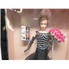 Image 6 : 40TH ANNIVERSARY BARBIE (W/BONUS BRABIE DOLL COLLECTOR GUIDE) *IN BOX*