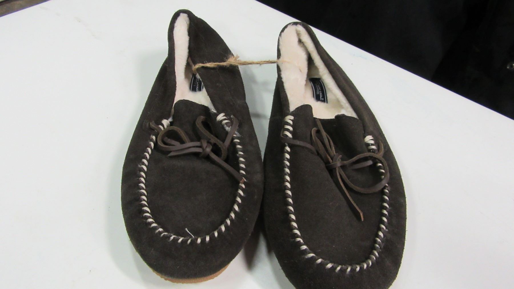 american eagle slippers mens