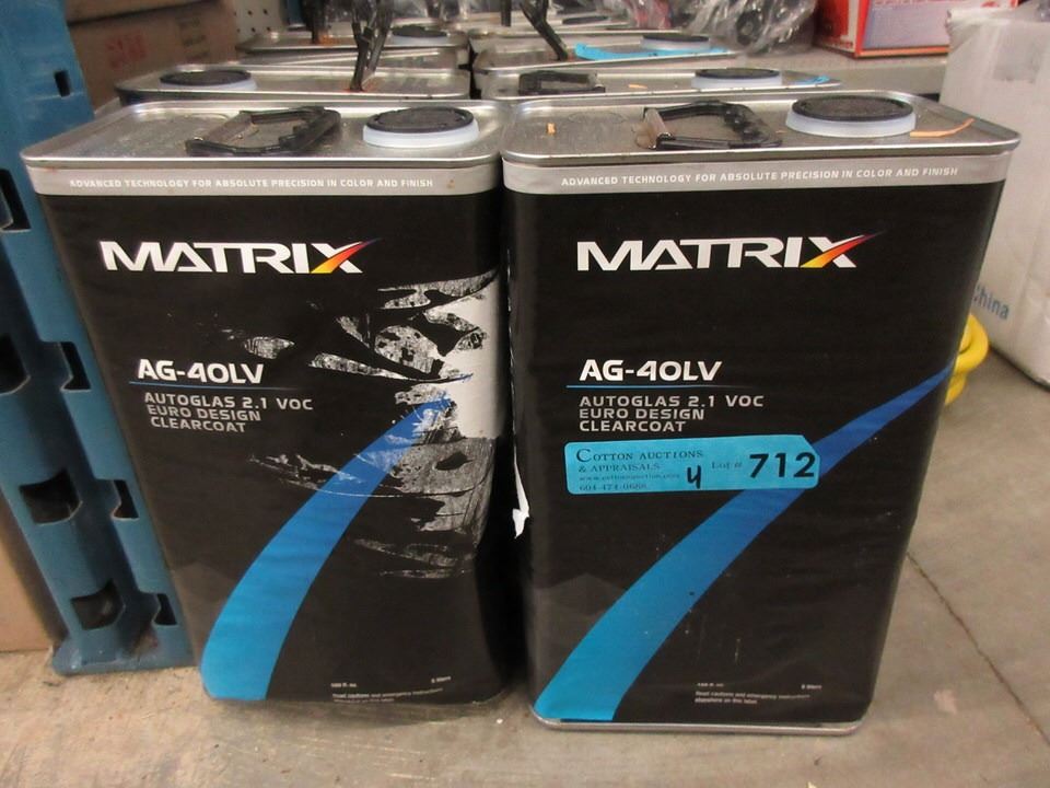 Four 5 L Cans of Matrix Clear Coat