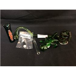 420 ACCESSORIES LOT (PIPE/ GRINDER...)
