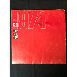 Gordie Howe Signed Canadian Amateur Hockey Association 1974 Vol. 1 #2 Canada vs. Russia Book – 1974