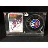 Image 1 : MIKE BOSSY SIGNED HOCKEY CARD/ PUCK DISPLAY