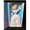Image 2 : WINTERS REFLECTION  BARBIE