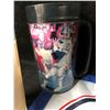 Image 2 : SPORTS FAN SOUVENIR LOT