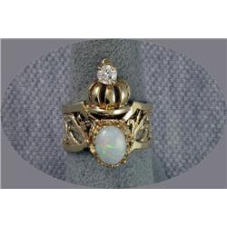 14K OPAL AND DIAMOND CROWN RING