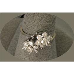 14K LADY'S DIAMOND DOUBLE-CLUSTER RING