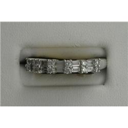 18K BAGUETTE AND ROUND DIAMOND BAND
