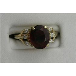 14K GARNET & DIAMOND RING