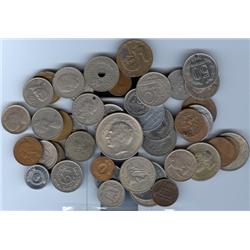 LOT OF FOREIGN COINS