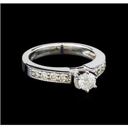 14KT White Gold 0.69 ctw Diamond Ring