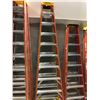 Image 1 : 10" Werner fibreglass stepladder - orange