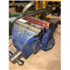 Image 2 : 2 HD clamps, with a 6" made in England HD bench vise