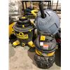Image 1 : 2 commercial shop vacs (1 contractor & 1 large drywall vac with tub of hoses