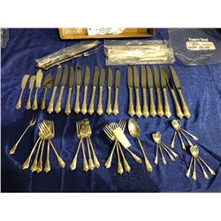 "Wallace" fine sterling dinnerware like new plus various butter & chees knives