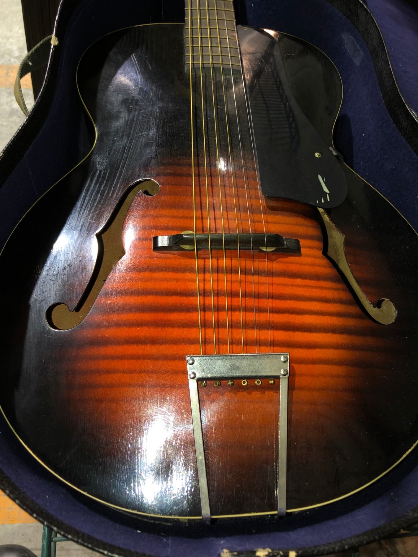 Harmony Monterey acoustic "arch top" guitar played by Elvis in Elvis movies