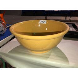 Large Medalta mixing bowl, Redwing 4 gallon crock plus Redwing Water Cooler