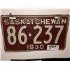 Image 1 : 2 - 1930 Sask Plates