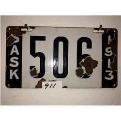 Porcelain 1913 Sask Plate plus collector plate book