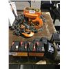 Image 3 : Jet 2 ton hoist plus breakers