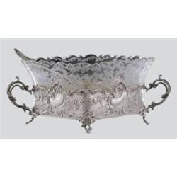 Kínáló és kanál