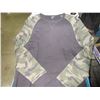 Image 2 : New Mens long sleeve Camo size Medium